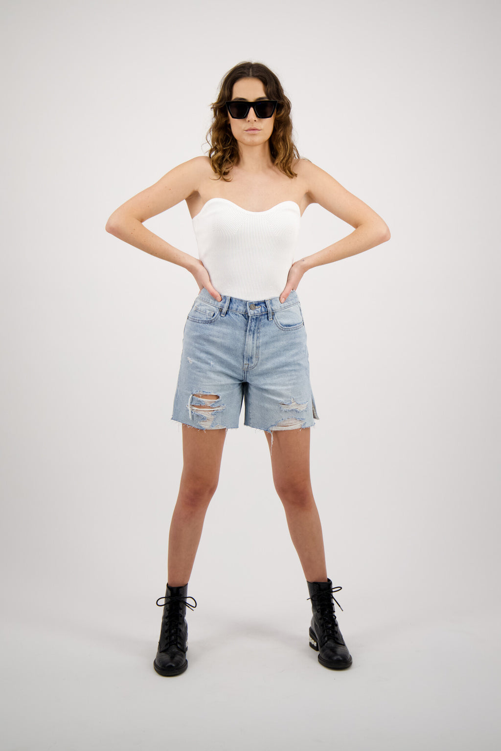 SHORT LARGO JEAN