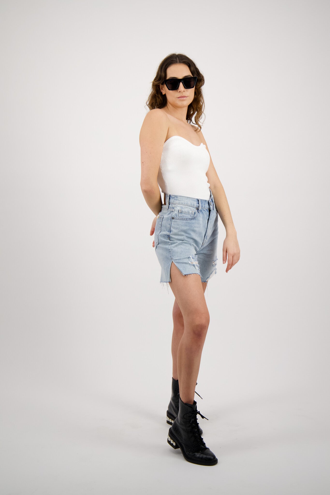 SHORT LARGO JEAN