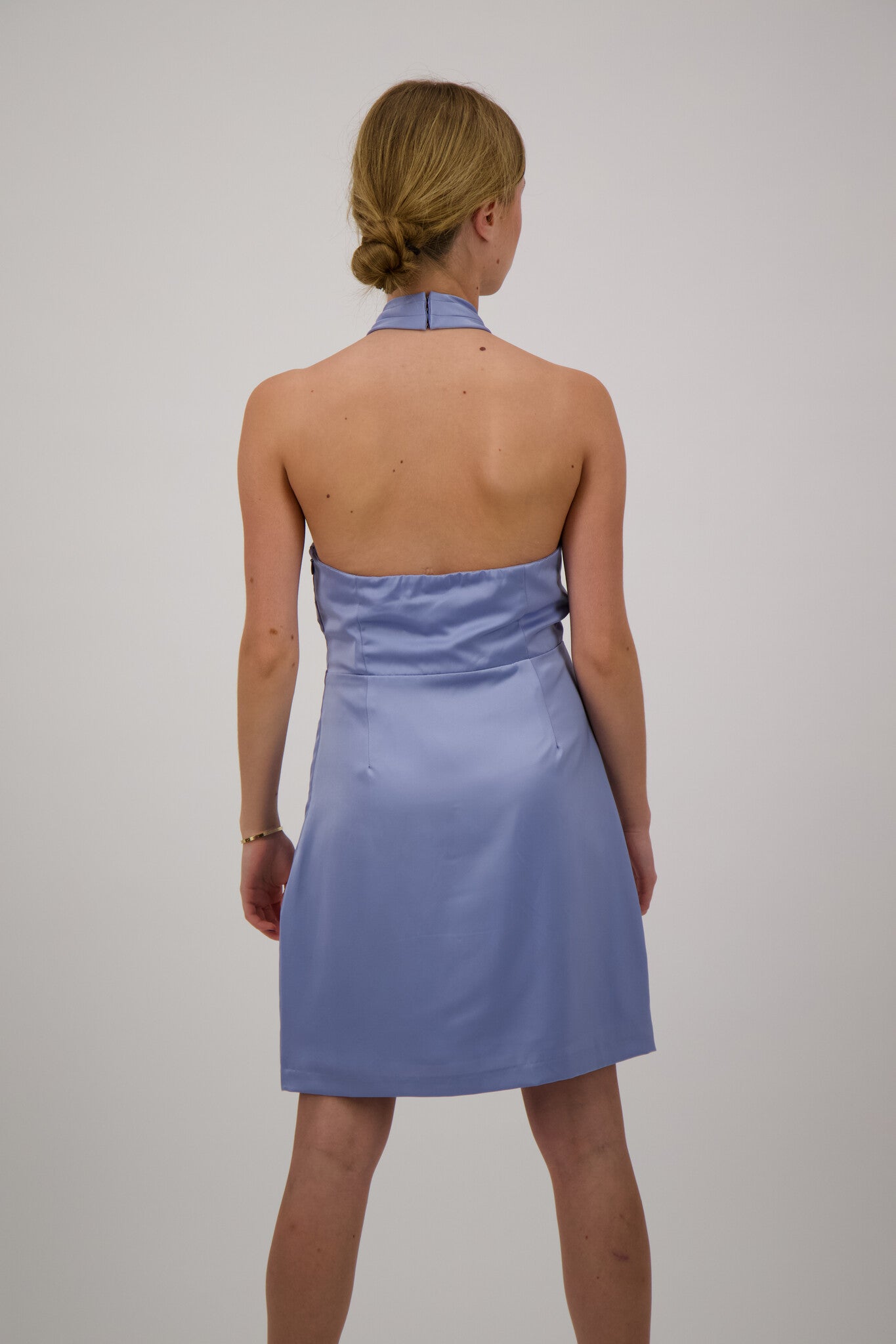 VESTIDO AZUL CIELO HALTER AZUL AQUA