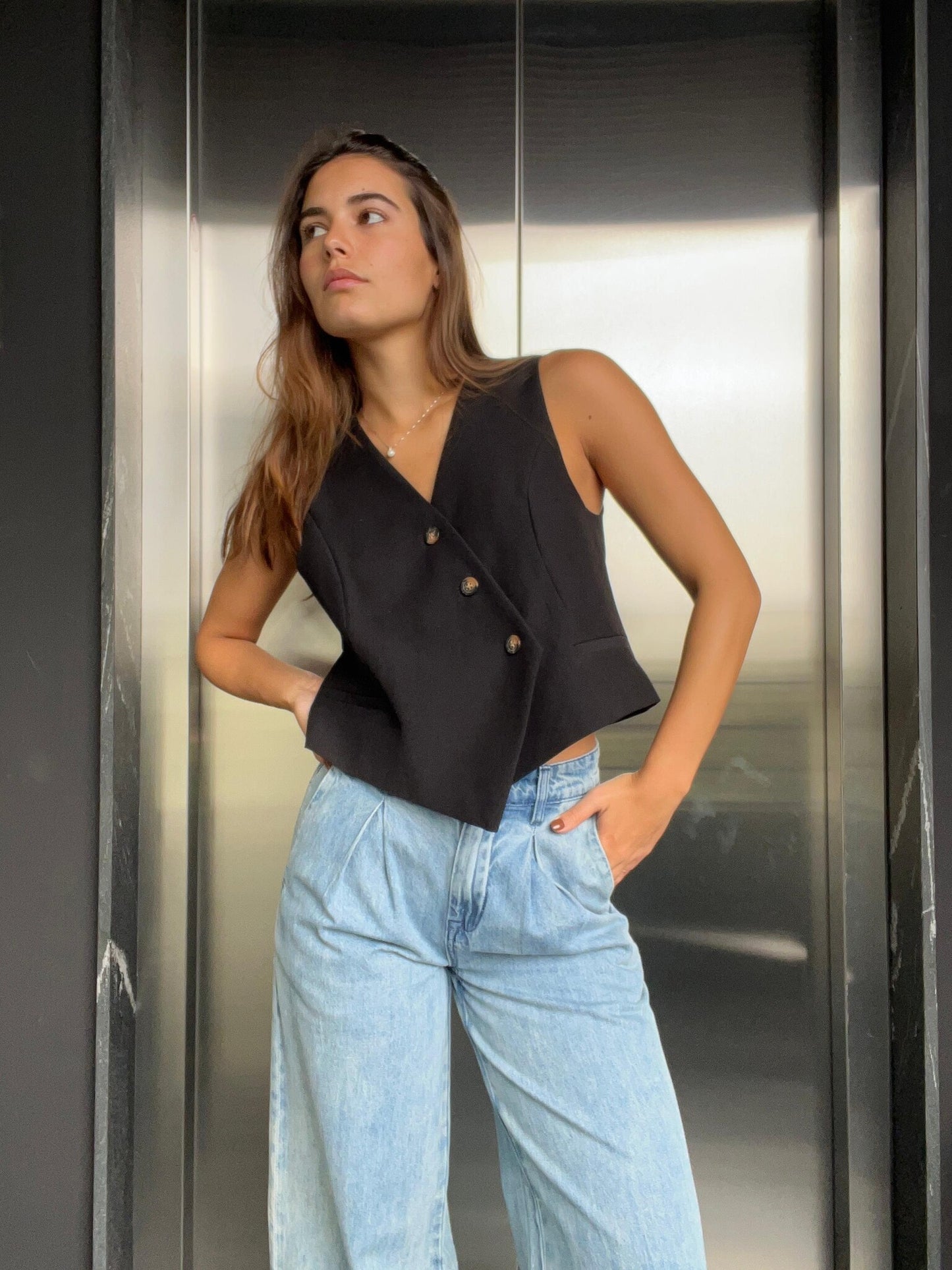 CHALECO CRUZADO NEGRO